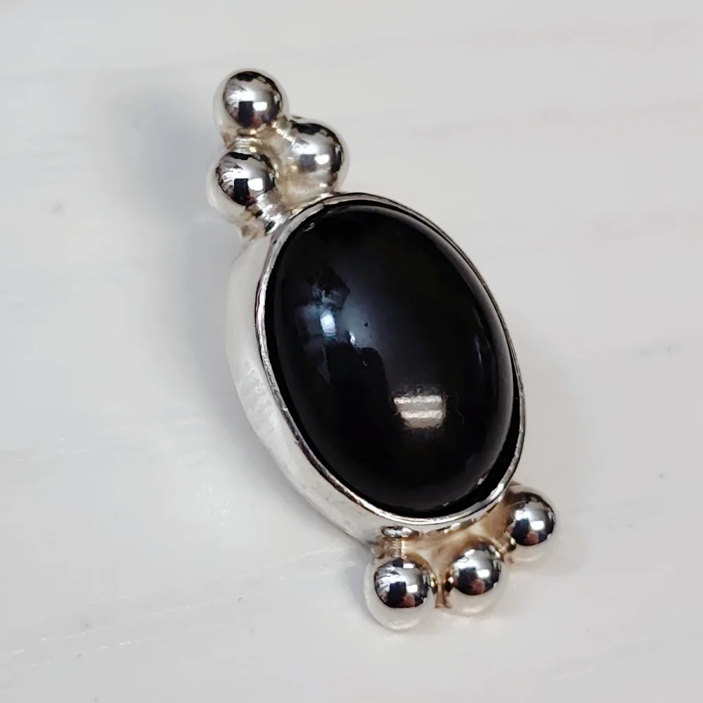 CARSI Taxco Sterling Silver Pebbled Oval Black Onyx Pendant Necklace 16